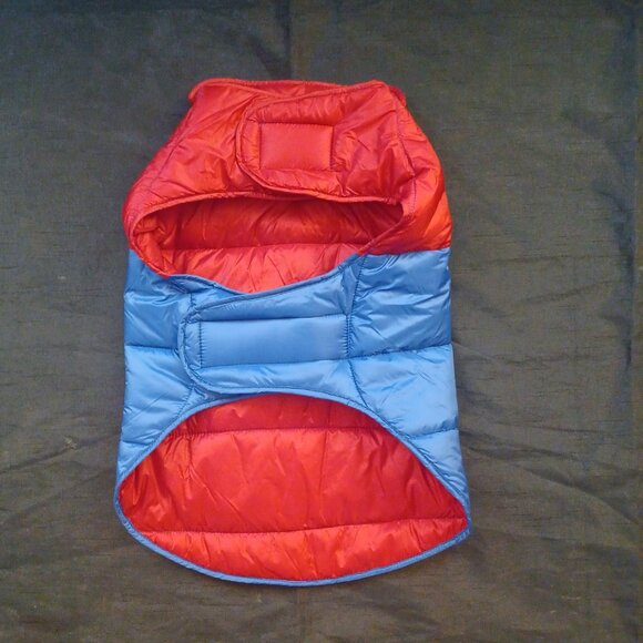 NWT Down filled dog jacket Dog Coat Canine Clothes Size L - Picture 1 of 4